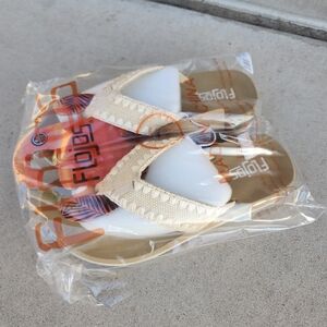 Flojos Women's Breeze Flatform Sandals Sz 6